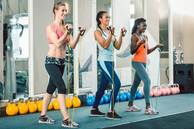 10 BENEFITS OF USING RESISTANCE BANDS DURING EXERCISE